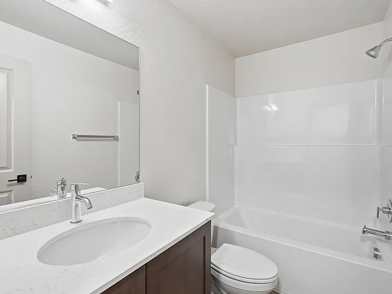 1816 N 15th St #203 — Photo 15