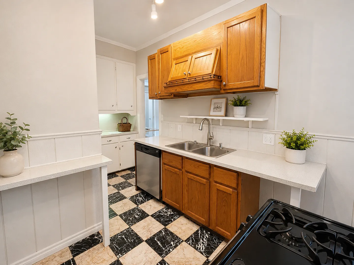3205 N Bartlett Ave — Photo 3
