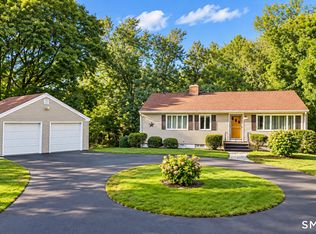 4438 Madison Ave, Trumbull, CT 06611
