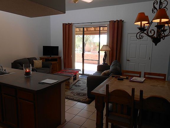 3rd image of 1666 W Dalehaven Cir