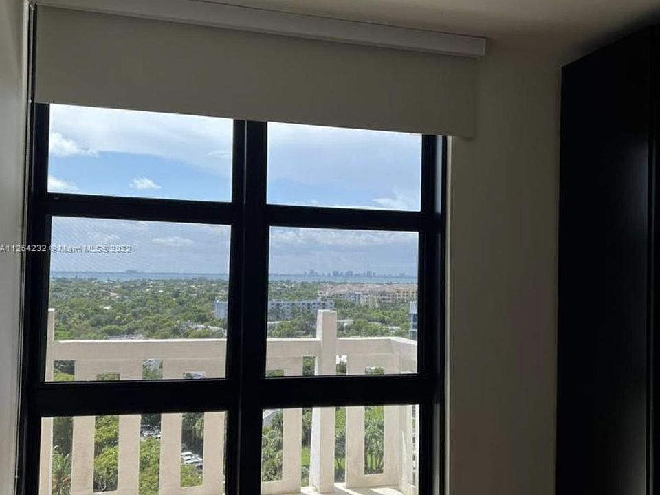 1st image of 111 Crandon Blvd #A1205