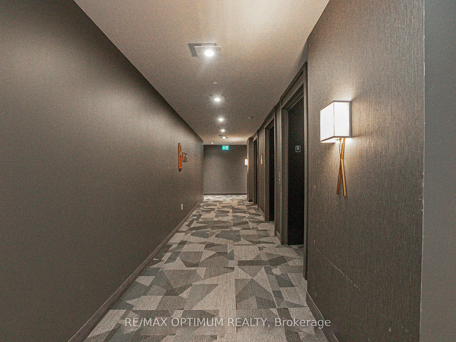 1 bed, $1,699 — Photo 2