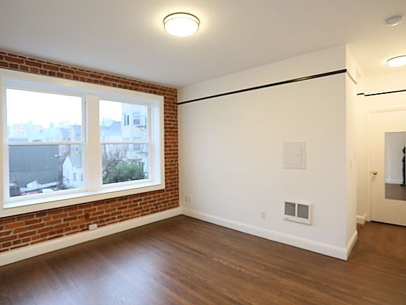 4th image of 3164 22nd St #1