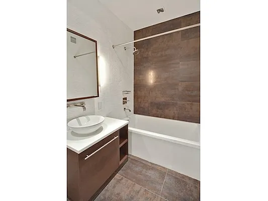 Rented by Mirador Real Estate | media 95