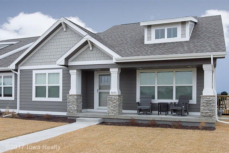 1st image of 2054 SW Cascade Falls Dr