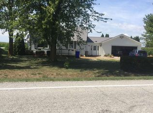 21241 Gar Creek Rd, Woodburn, IN 46797