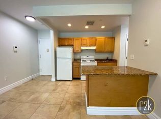 30-85 32nd St #3F, Astoria, NY 11102