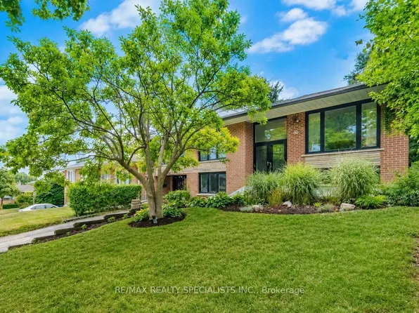 89 Alhart Dr, Toronto, ON M9V 2N6