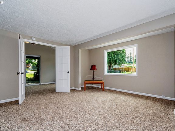 5th image of 9518 NE 63rd St