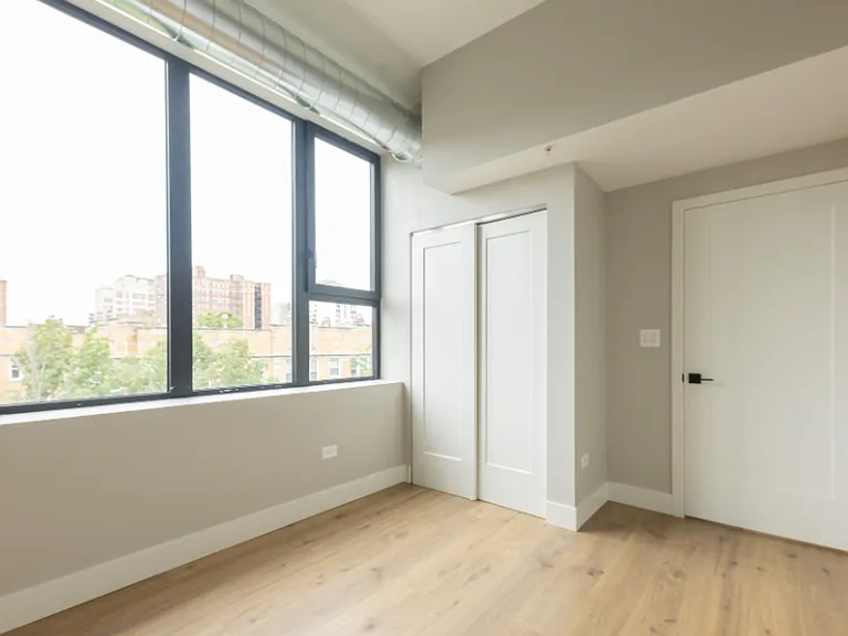 Sixty44 Residences — Photo 11