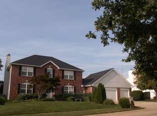 4545 Briargate Dr, Saint Charles, MO 63304