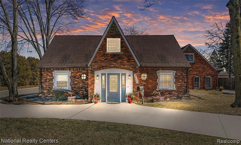 27866 Groveland St, Madison Heights, MI 48071 Zillow