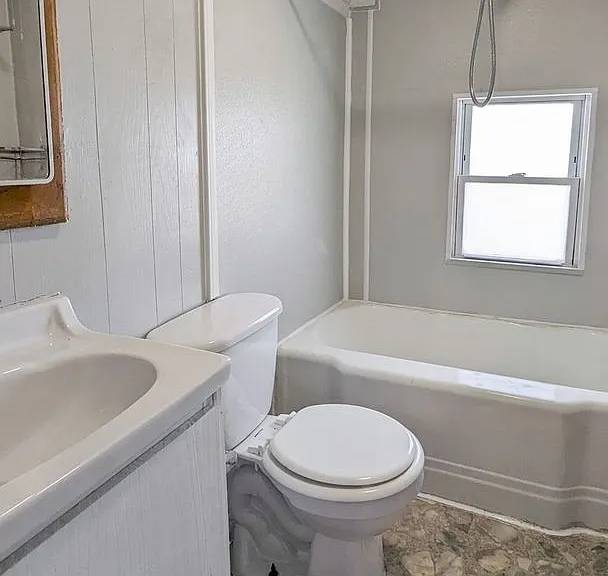 2405 W Jackson St. (Wynn Funds LLC) — Photo 10