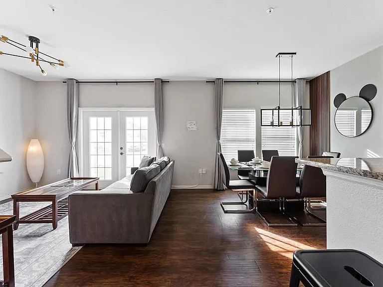 Oyster Ln — Photo 8