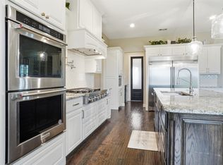 9517 Indian Trl, Sanger, TX 76266