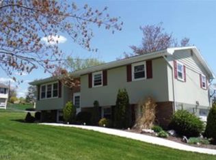230 Raible Dr, Duncansville, PA 16635