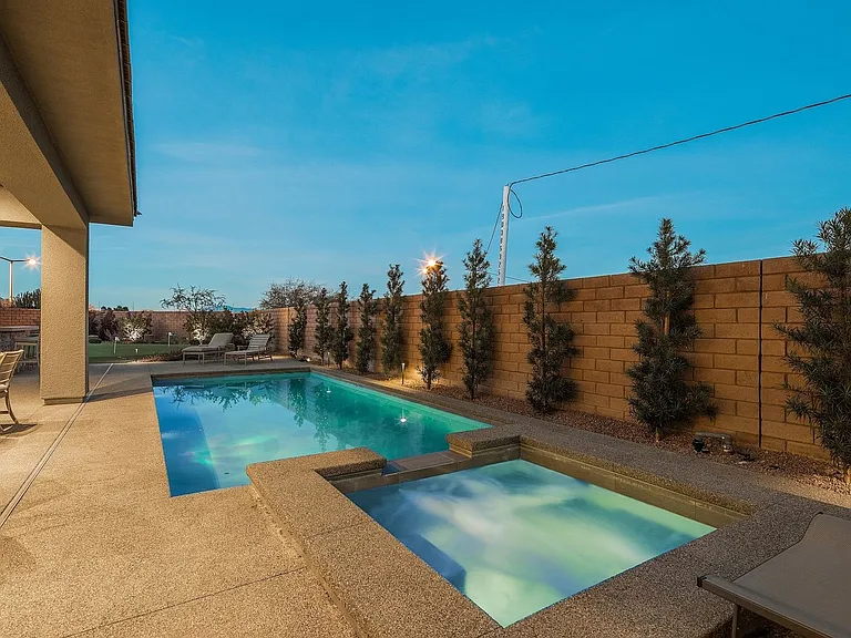 18 Garden Rain Dr — Photo 45