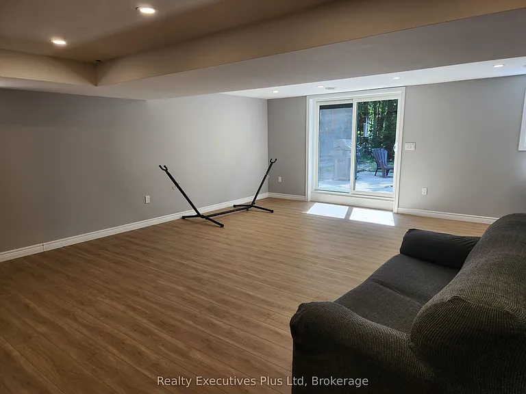 2 Zelia Ct — Photo 22
