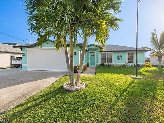 2nd image of 205 Chiquita Blvd N