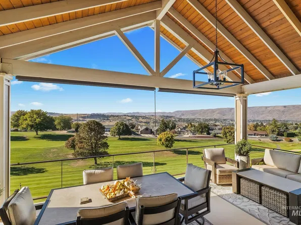 3962 Foothill Dr, Lewiston, ID 83501