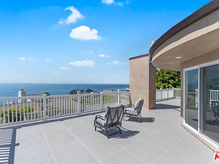 31518 Broad Beach Rd — Photo 3