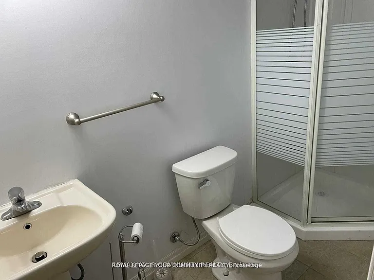 122 Russel Dr — Photo 22