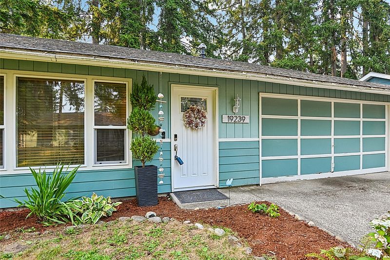 3rd image of 19239 SE 268th Street