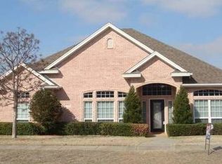 2300 W Rathgeber Rd, Wichita Falls, TX 76310