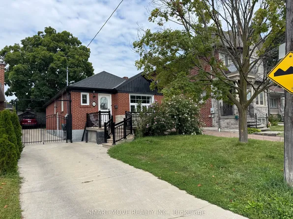 66 Beechborough Ave, Toronto, ON M6M 1Z5
