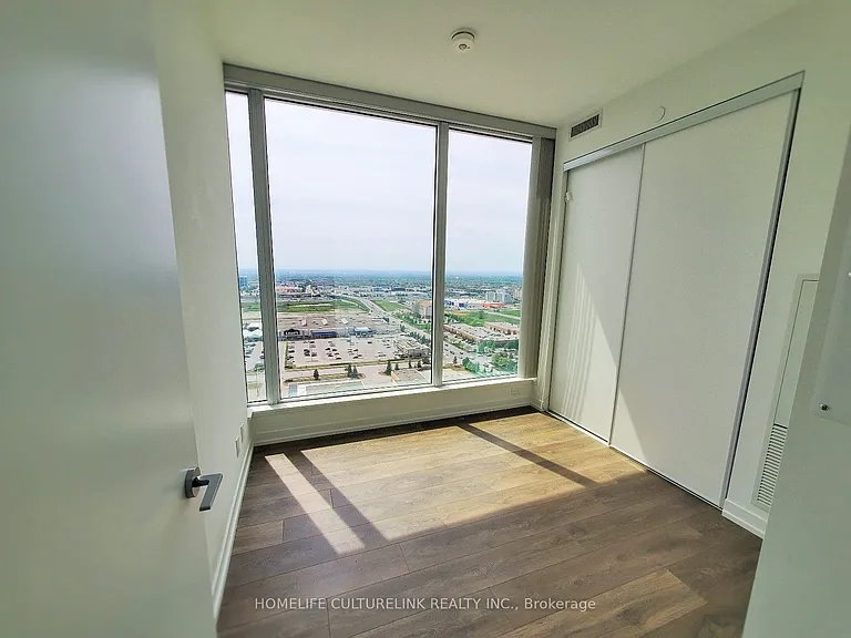 5 Buttermill Ave #2710 — Photo 9