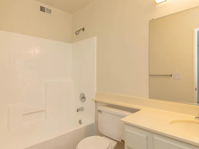 Cambridge Village Apartments — Photo 54
