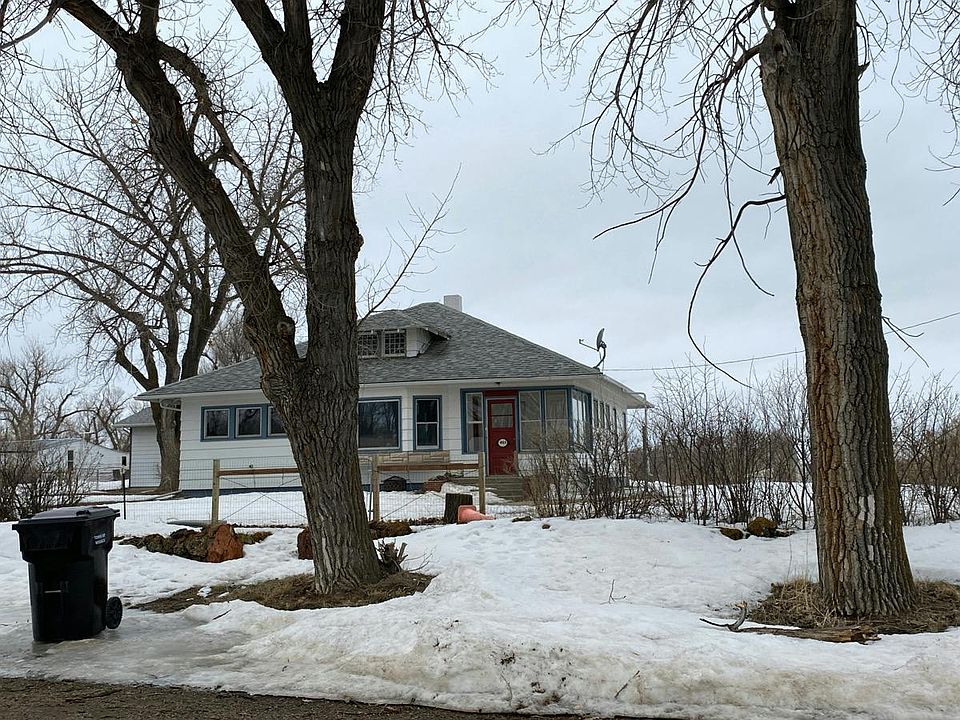 405 Beaver St, Wibaux, MT 59353 Zillow