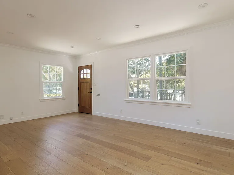 3047 Perlita Ave — Photo 3