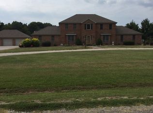 14988 E Briarwood Rd, Marshall, IL 62441