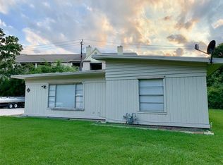 1809 Larrabee St, Seabrook, TX 77586