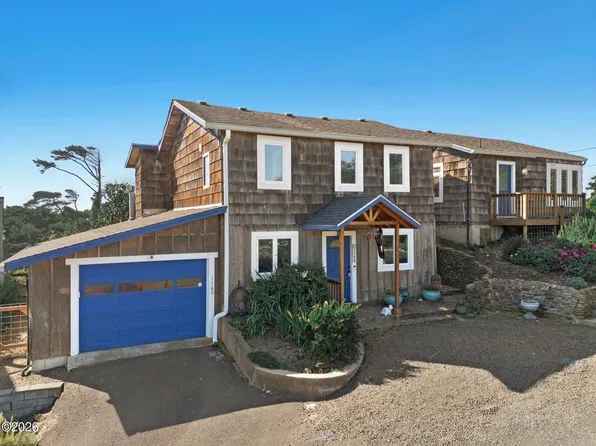 1160 NW 8th Ct, Lincoln City, OR 97367