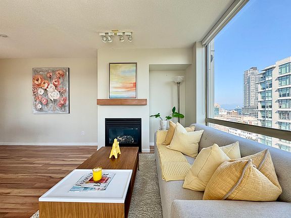 5th image of 1316 W 11th Ave #905