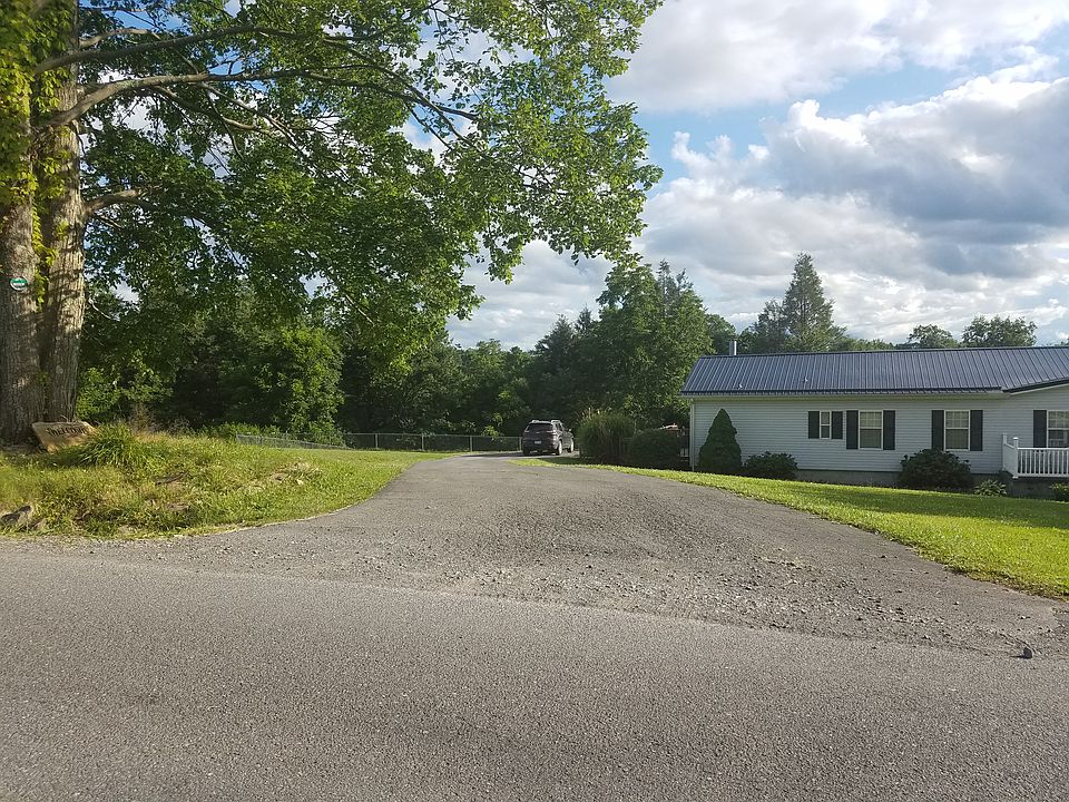 2nd image of 2978 Old Nicholas Rd