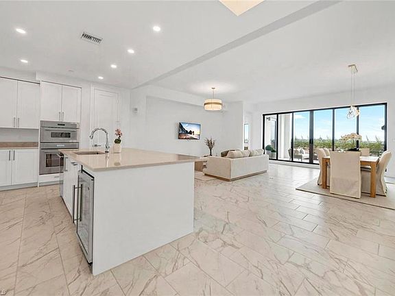 2nd image of 1125 Central AVE #575