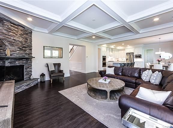 4th image of 8704 Clavemorr Glenn Ct