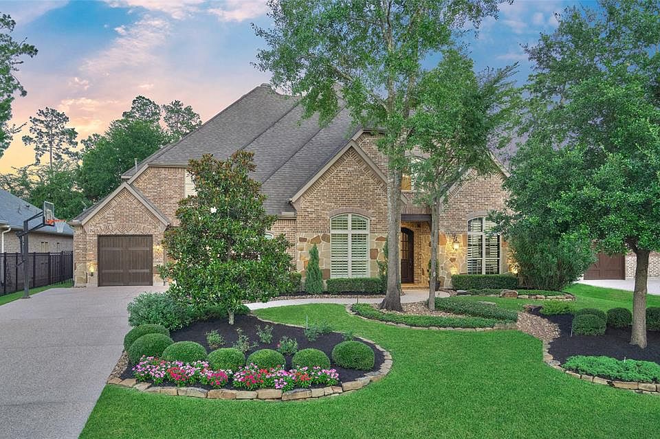 1st image of 86 S Player Manor Cir