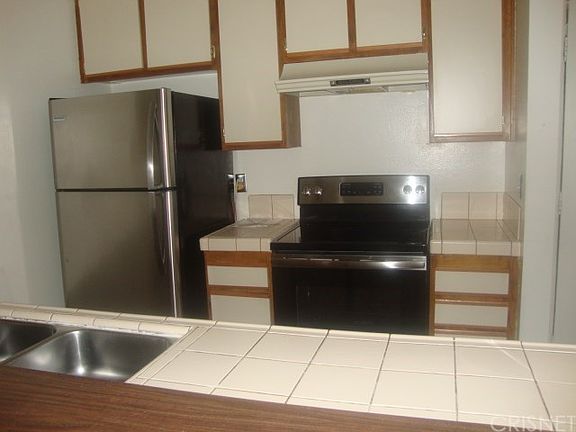 5th image of 5460 White Oak Ave Unit E335