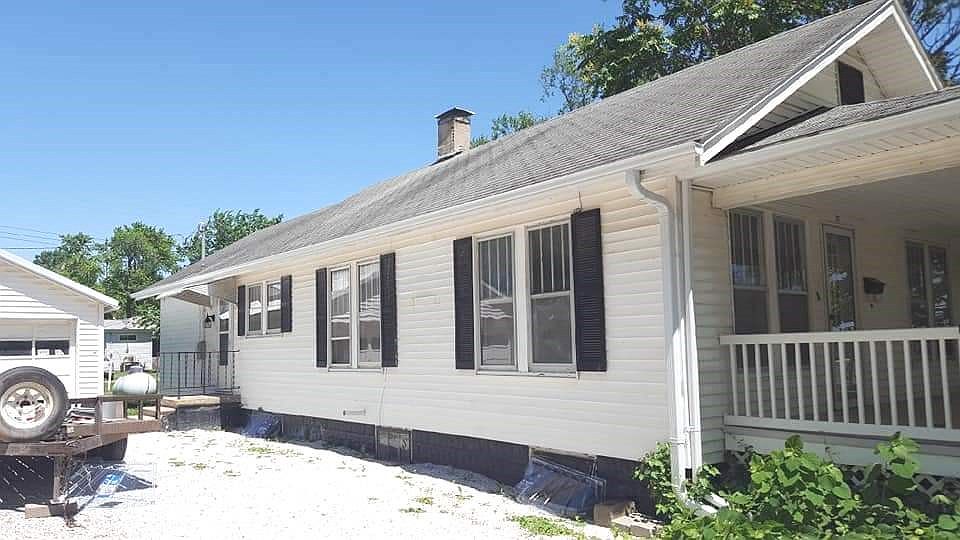 211 E California Ave, Marceline, MO 64658 Zillow