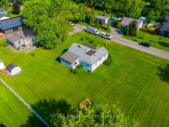 3163 Evadere Ave, Fort Erie, ON L0S 1N0