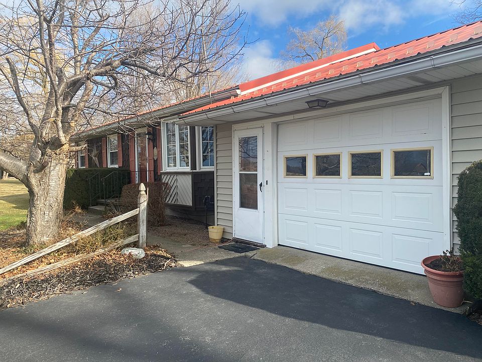 1st image of 2563 Main St