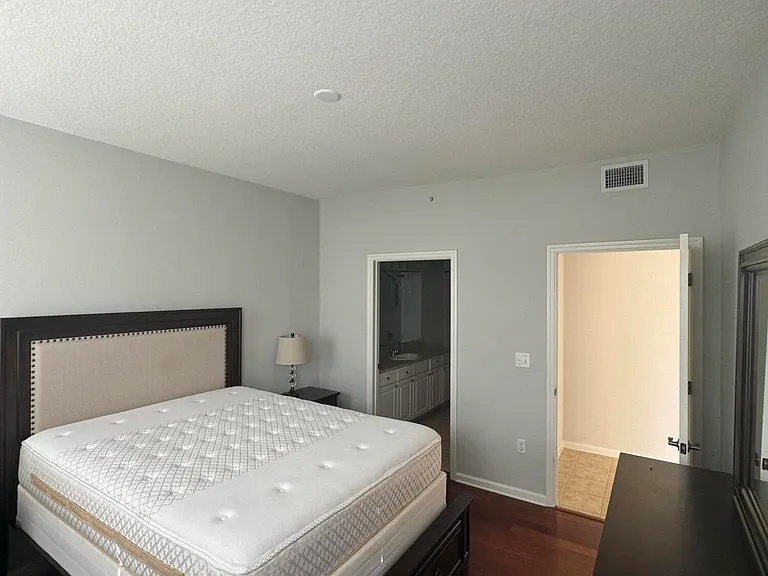 225 Murcia Dr #305 — Photo 6