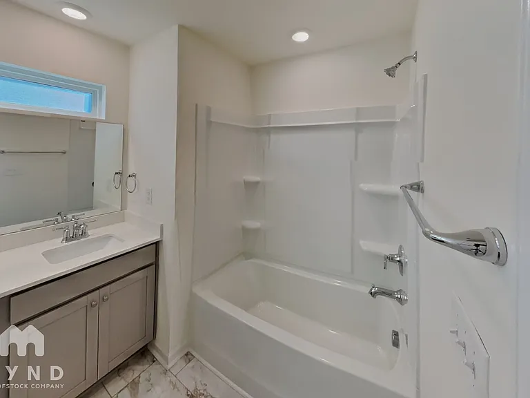 7123 Bentz St — Photo 15