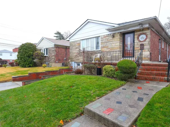 70-07 171st Street image 30 of 32