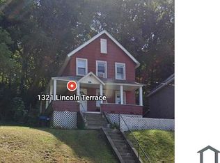 1321 Lincoln Ter, Peekskill, NY 10566