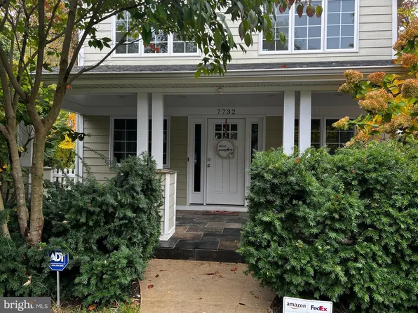 7732 W Shore Rd, Pasadena, MD 21122